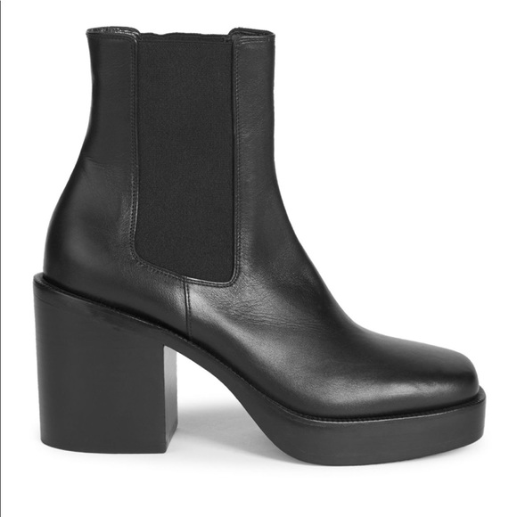 Balenciaga Chelsea Platform Boots - Picture 1 of 8